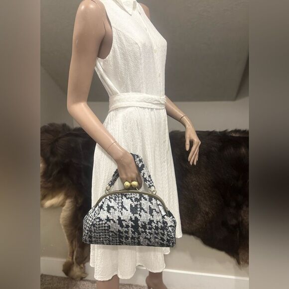 Iridescent Cowhide Leather Handmade Retro Style Kisslock Bag, Multi Use Style - Picture 12 of 17